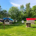 Parque de Campismo Schlaffaesser Am Haus Der Schmetterlinge Uslar