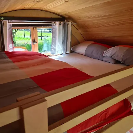 キャンプ場 Schlaffaesser Am Schmetterlingspark *