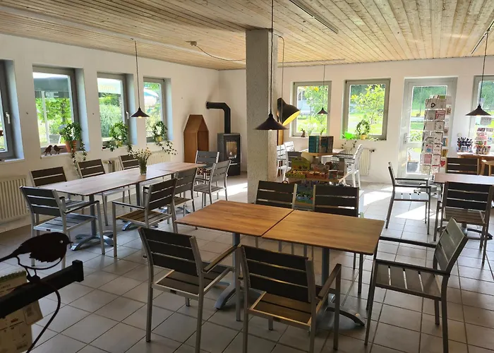 Schlaffaesser Am Haus Der Schmetterlinge أوسلار